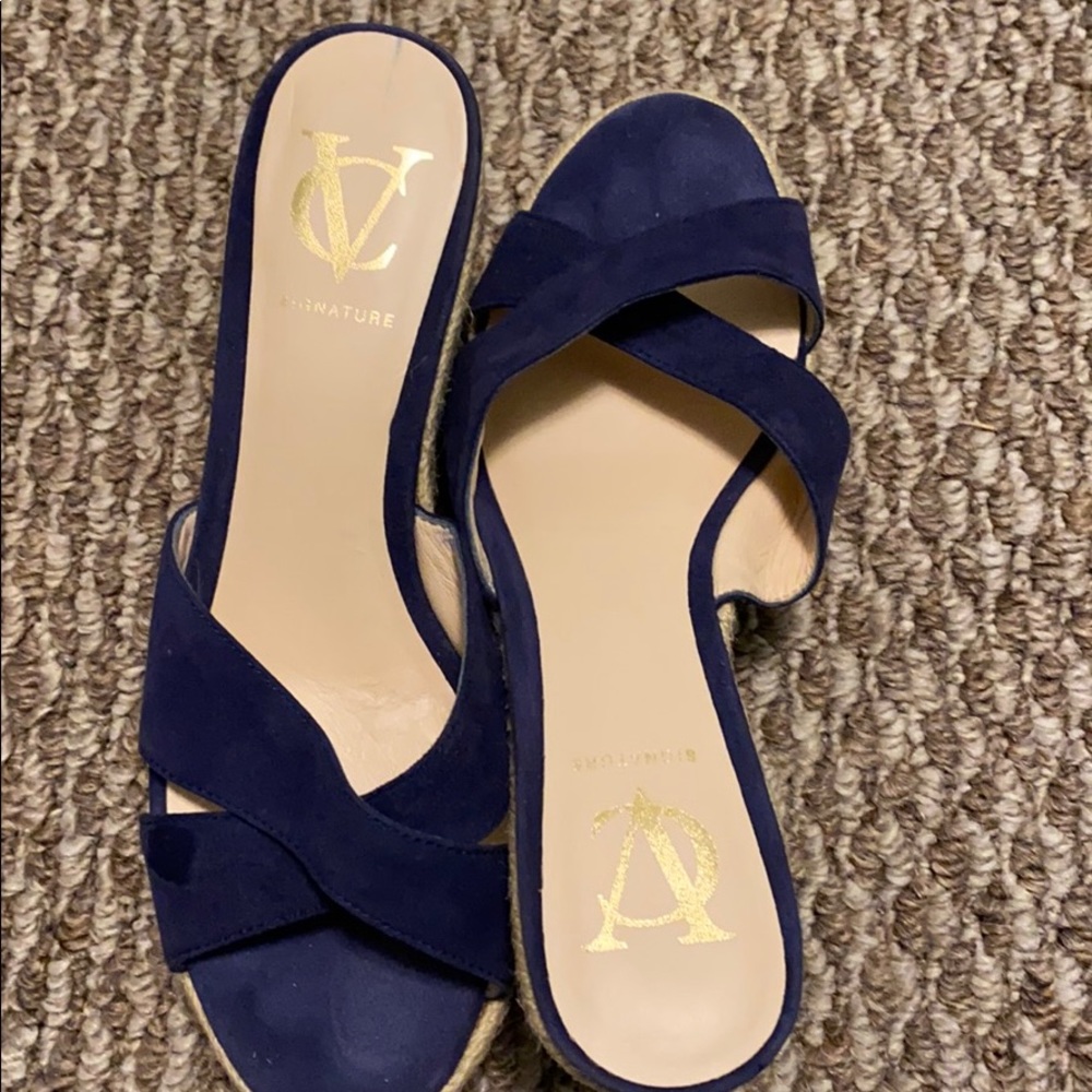 Vince Camuto wedge sandles. - Picture 6 of 7
